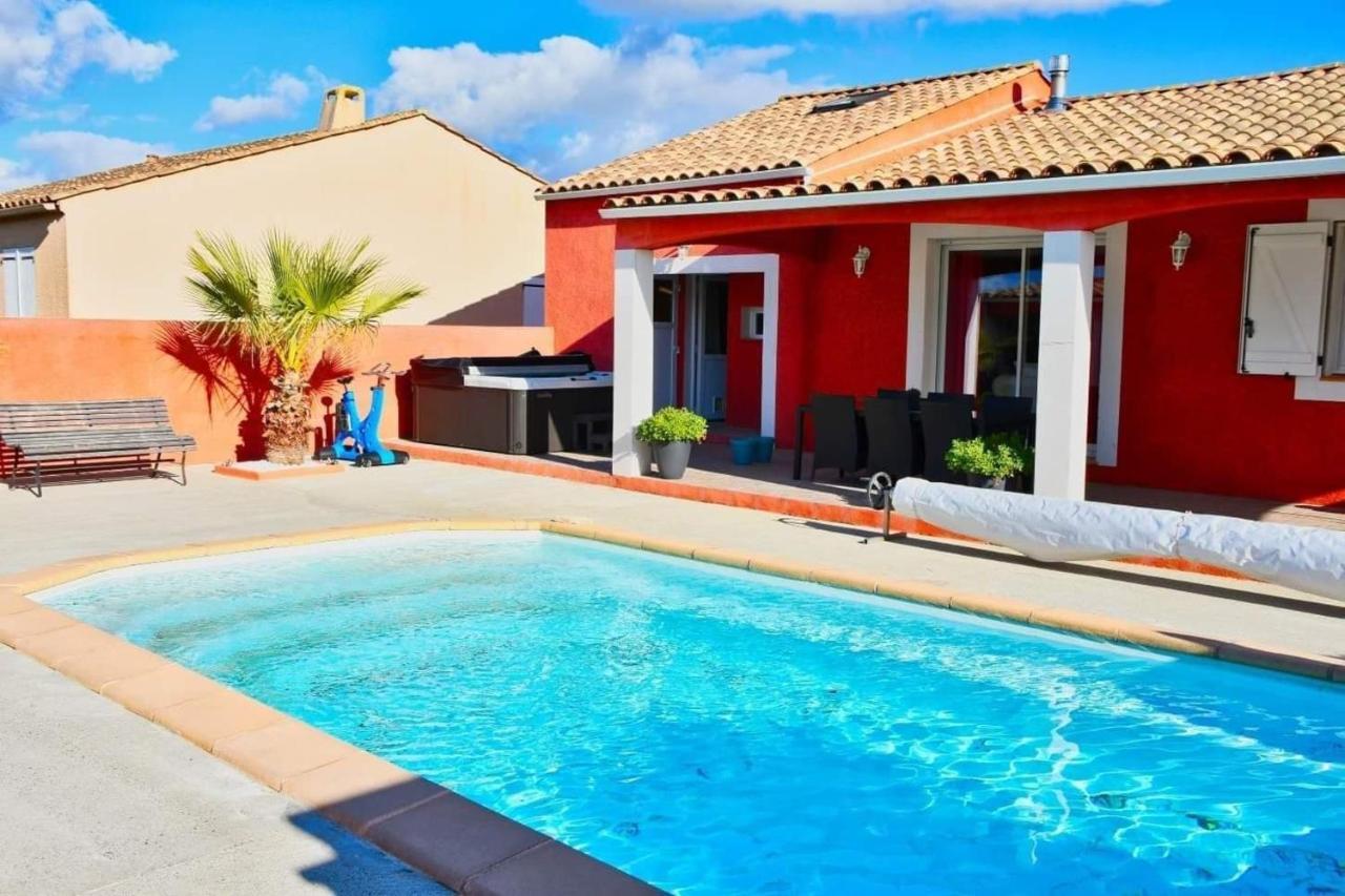Villa Elegante A Carcassonne Avec Jardin Et Jacuzzi Exterior foto